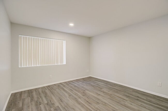 Interior Photo - 312 S. Willaman Drive