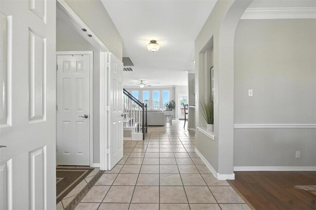Building Photo - 12716 Oxen Way