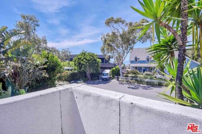 Building Photo - 6456 Surfside Way