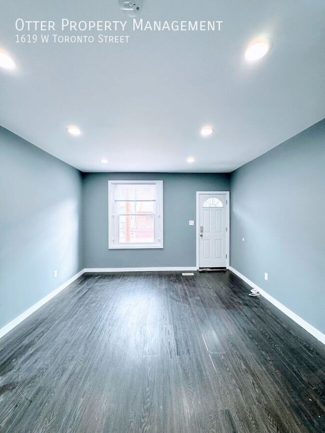 Building Photo - 1619 W Toronto St