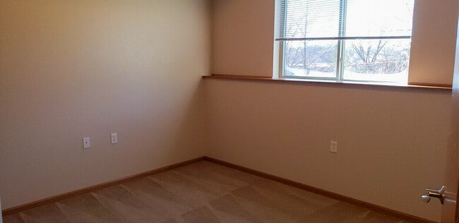 Building Photo - 2019 Barber Dr