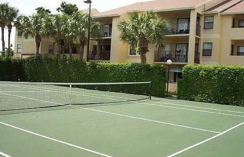 Tennis Court - 9999 Summerbreeze Dr