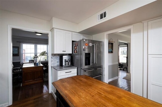Building Photo - 2309 Rockingchair Ln