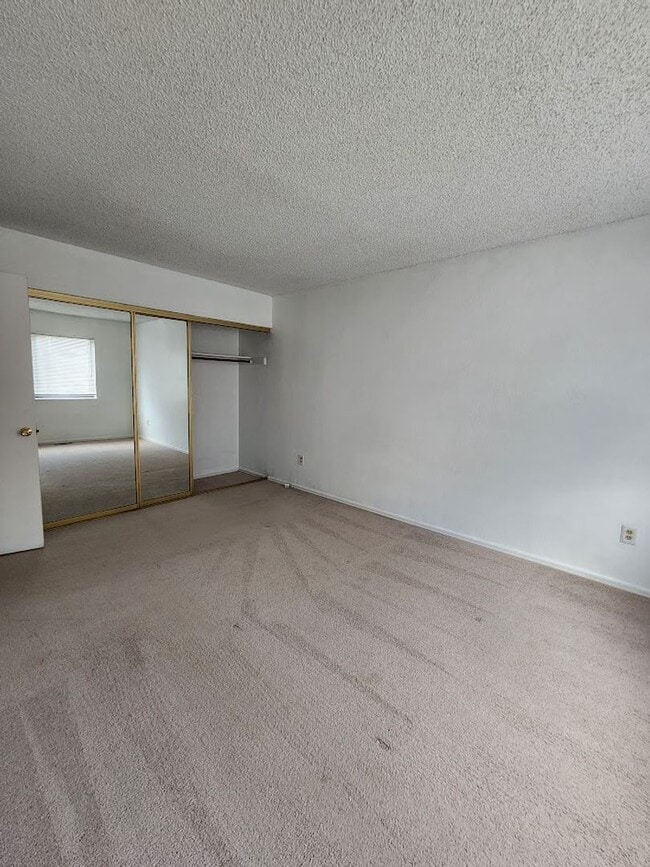 Building Photo - Long Realty & Property Management, LLC - 3...