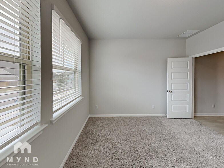 Building Photo - 1133 Kerrwood Wy