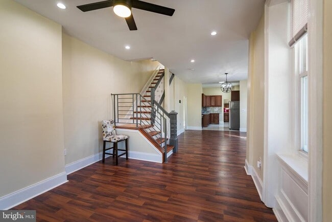 Building Photo - 5426 Jefferson St