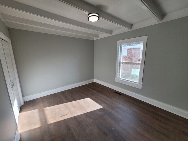 Building Photo - Ivy St (1427)