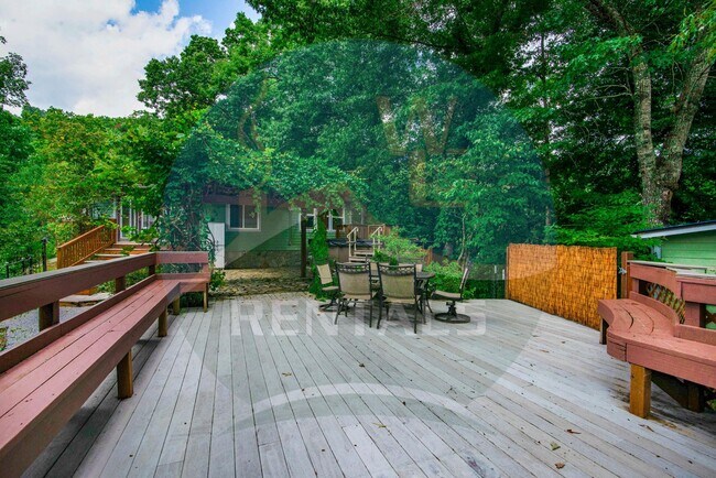 Building Photo - 84 Loveland Vis