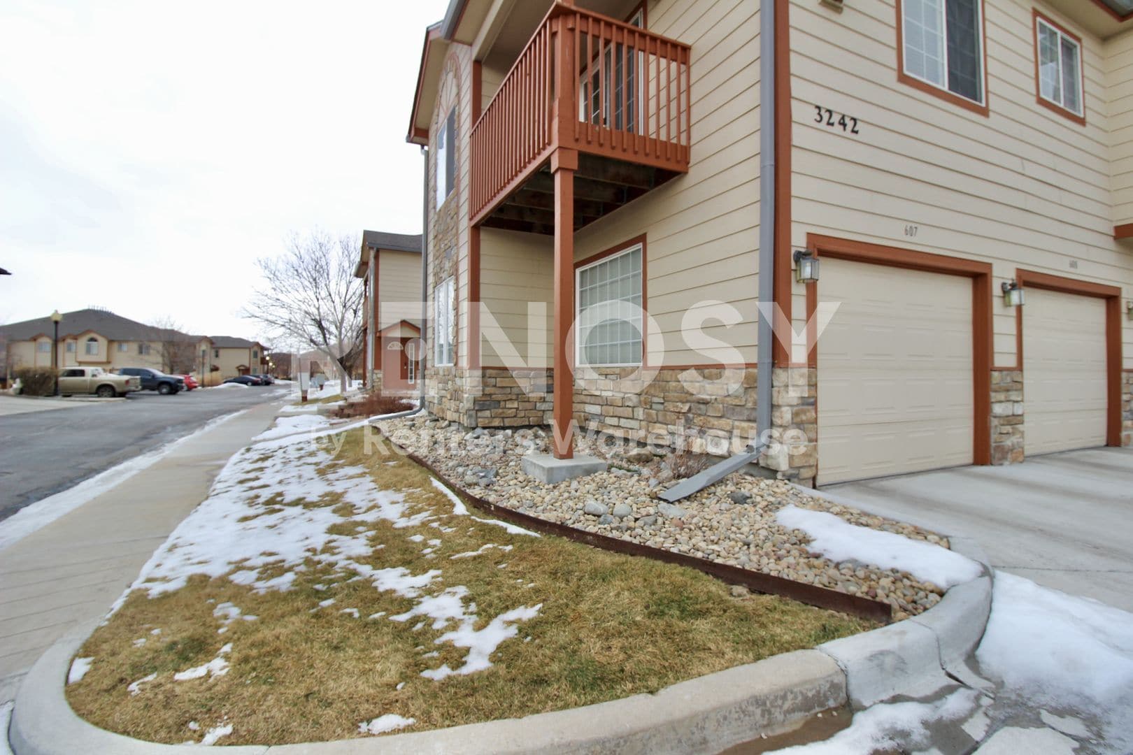 Building Photo - 3242 E 103rd Dr