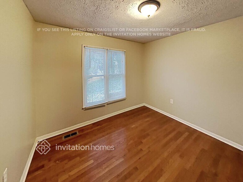 Building Photo - 41 Meek Dr