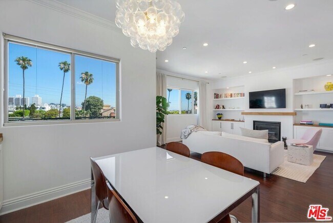 Building Photo - 1316 Amherst Ave