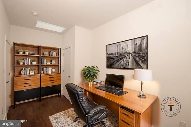 Building Photo - 1956 N 8th St