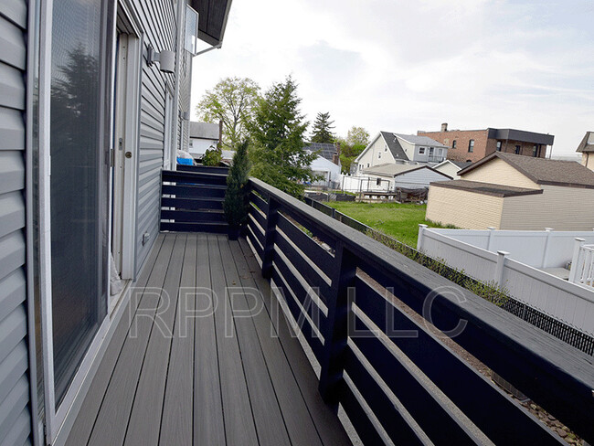 Building Photo - 204 Passaic Ave