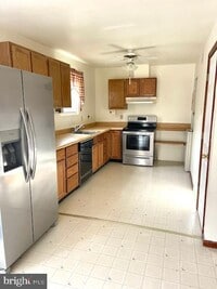 Building Photo - 17110 12th St