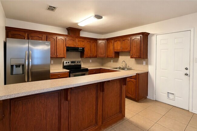 Building Photo - 307 W Reid Dr