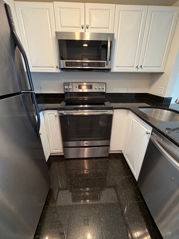 Building Photo - 8 Museum Way