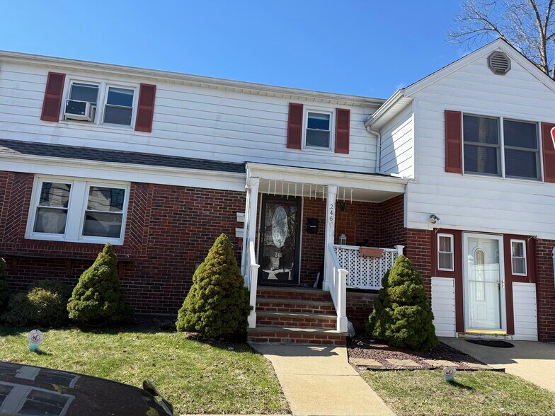 Building Photo - 246 Grant Ave