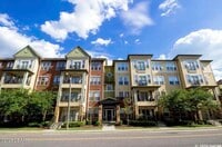 Building Photo - 1185 SW 9th Rd