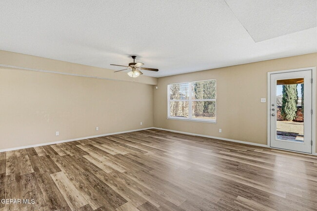 Building Photo - 10910 Acoma St