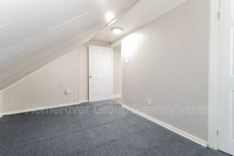 Building Photo - 4928 Wakefield St