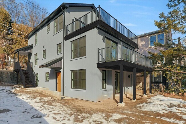 Building Photo - 229 Piermont Ave