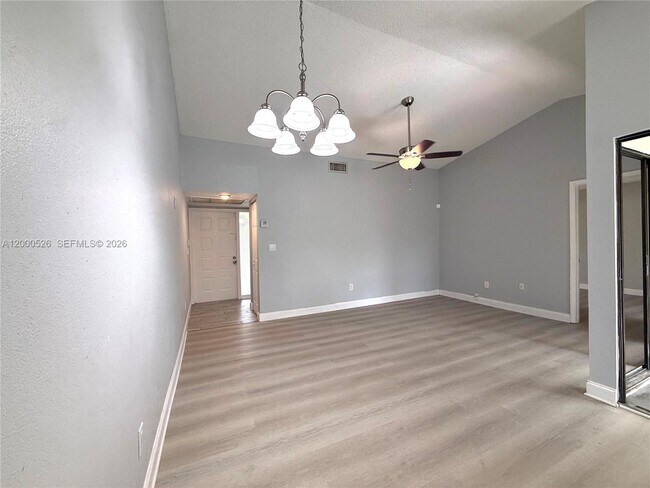 Building Photo - 802 Constitution Dr