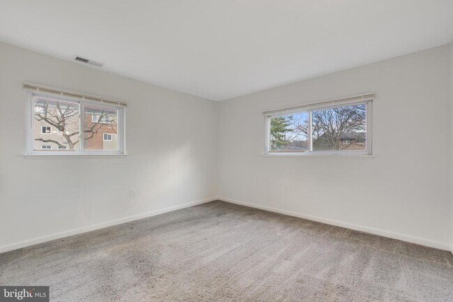 Building Photo - 350 Gatewater Ct