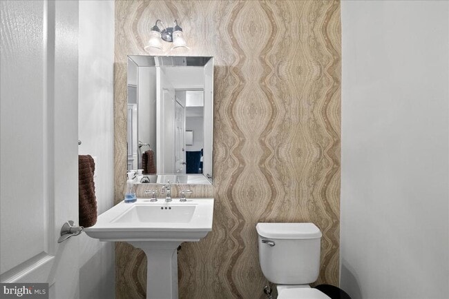 Building Photo - 5502 Arrowfield Terrace