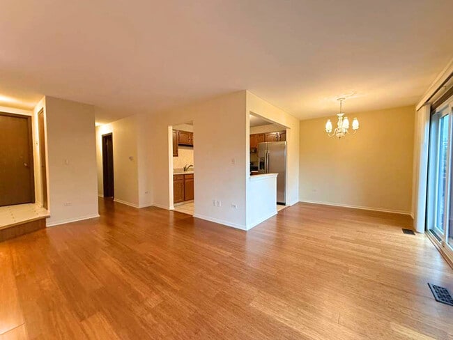 Building Photo - 966 Cumberland Ct