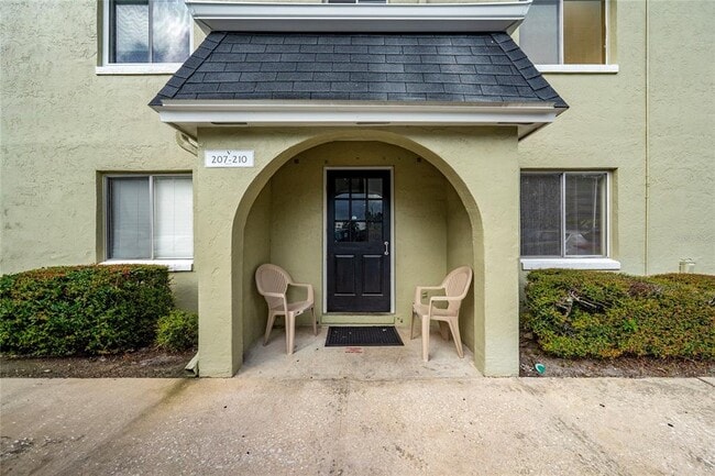 Primary Photo - 525 Conway Rd