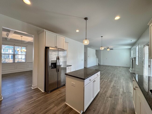 Building Photo - Welcome to Highcroft