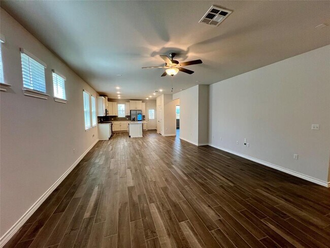 Building Photo - 2907 Salvidar Bend