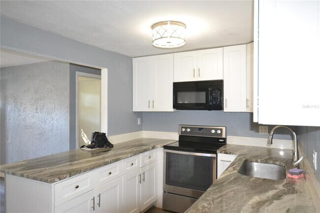 Building Photo - 11465 92nd St N