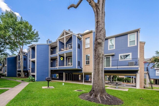 Building Photo - 18511 Egret Bay Blvd
