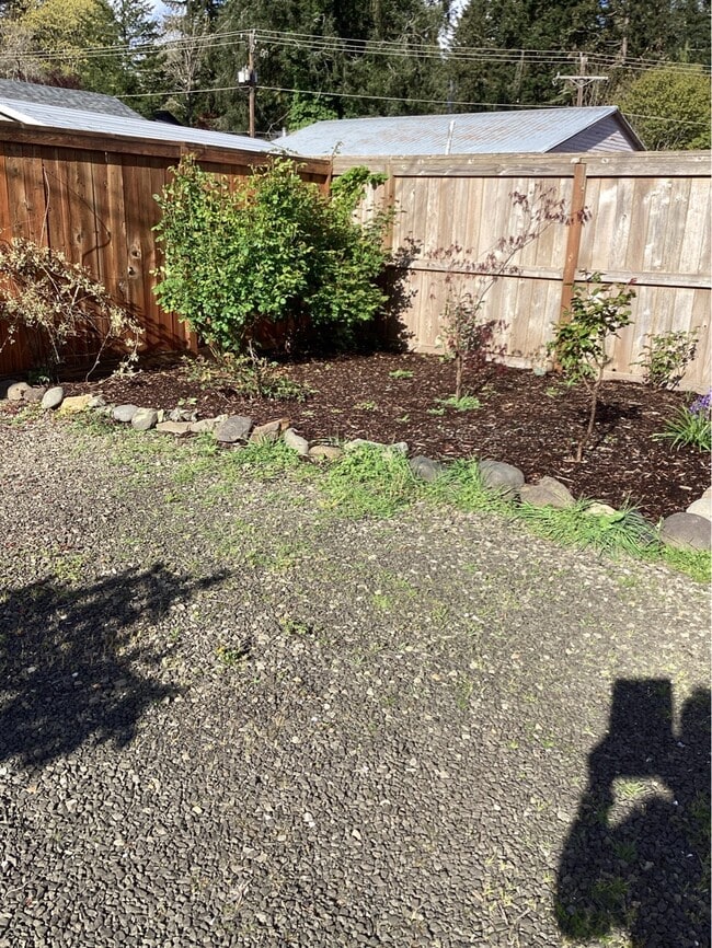 Building Photo - 868 NW 6th St