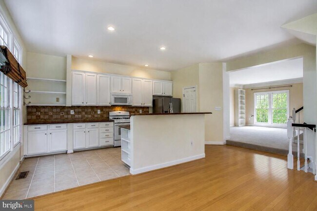Building Photo - 6248 Levi Ct