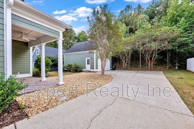 Building Photo - 6285 S Clubview Cir