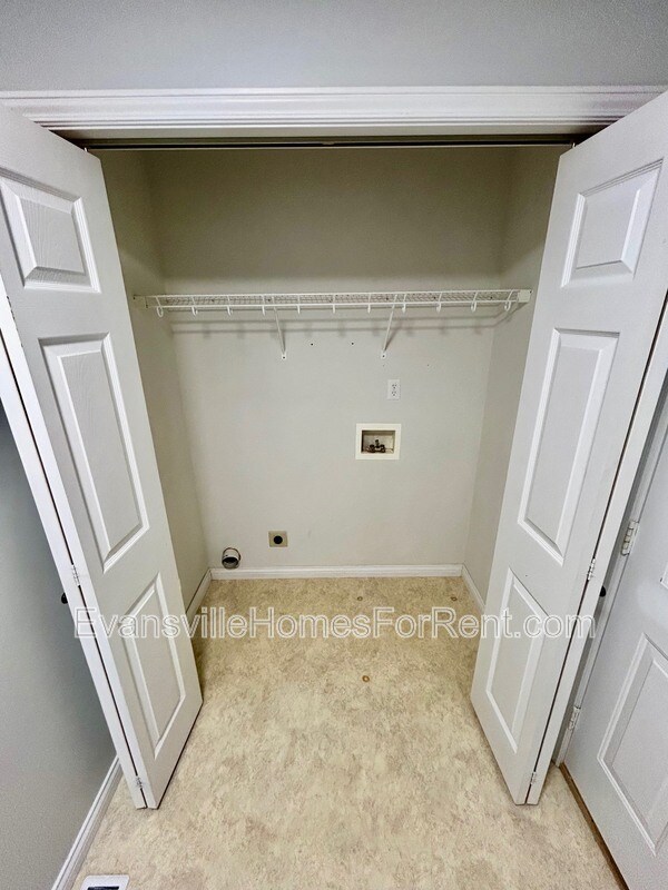 Building Photo - 2306 Jewel Ct