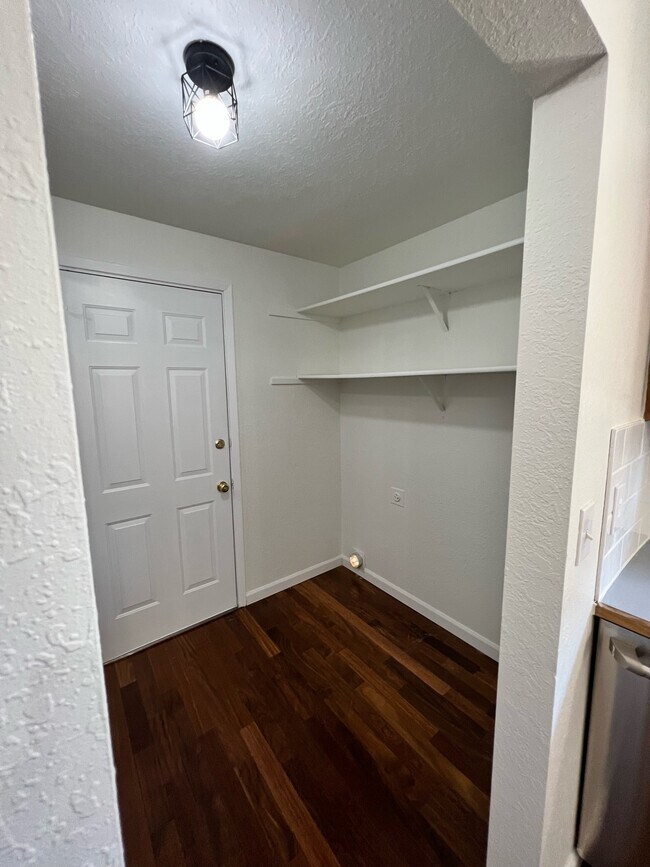 Building Photo - 394 S Harlan Pl