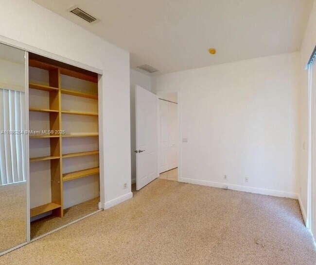Building Photo - 4713 Village Way
