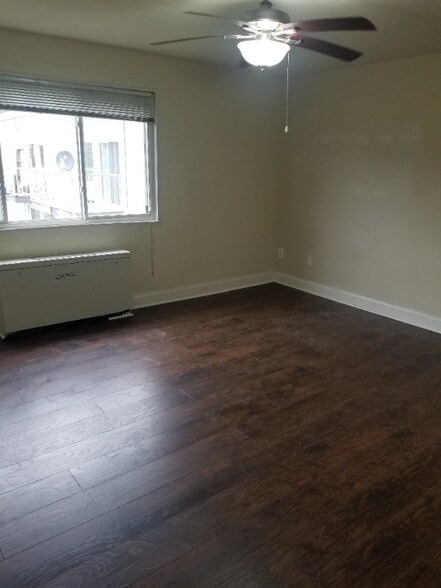 Building Photo - 1001 Chillum Rd