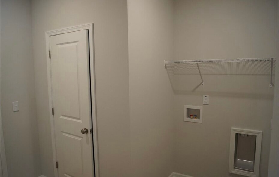 Building Photo - 38 Knotts Berry Rd