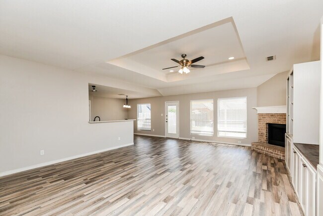 Building Photo - 7116 Cattle Dr