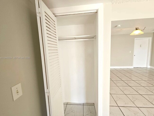 Building Photo - 642 NW 13th St