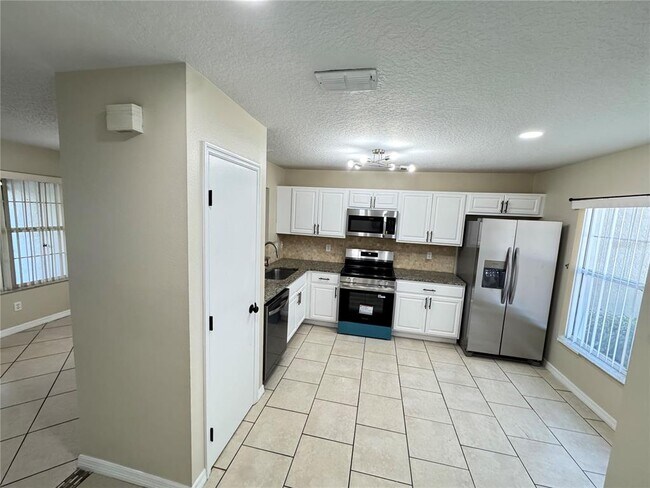 Building Photo - 2251 Cypress Knee Loop