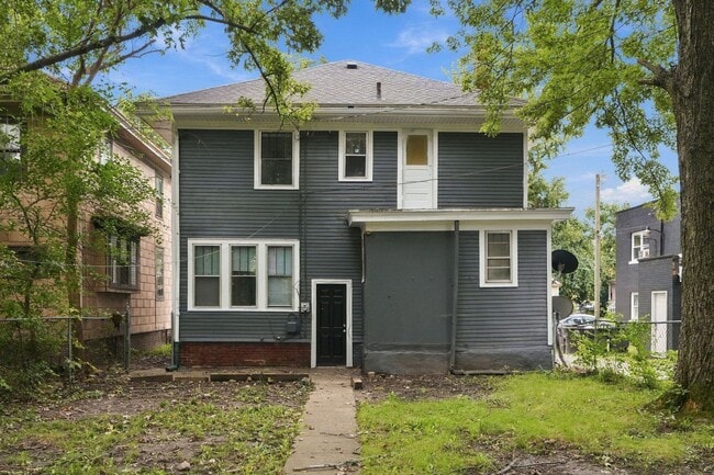 Building Photo - 928 W Dewald St