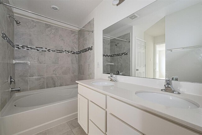 Building Photo - 25406 Cheshire Knoll St