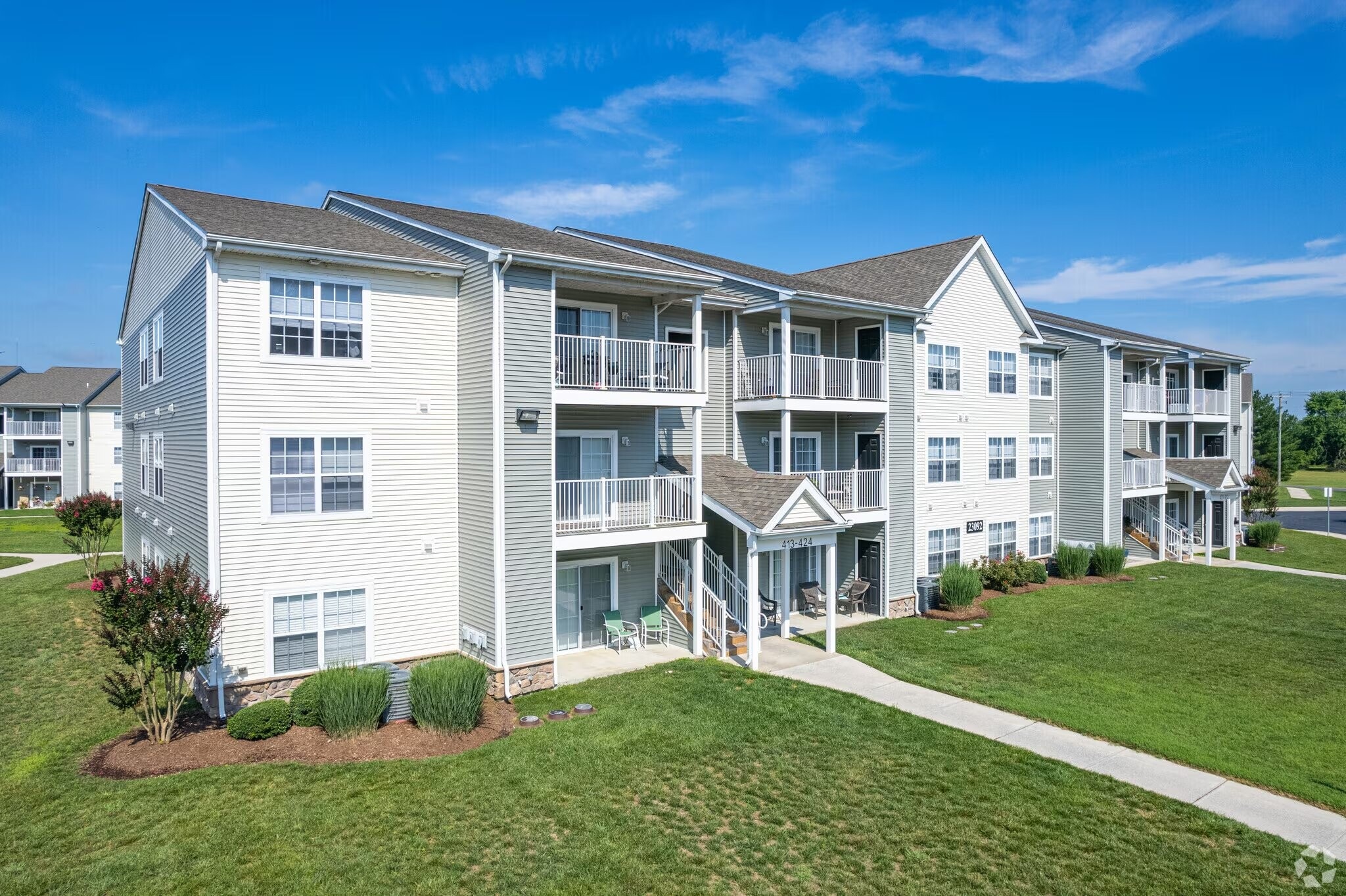 Building Photo - 23033 Meadow Wood Ct