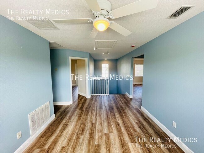 Building Photo - 1356 Periwinkle Blue Way
