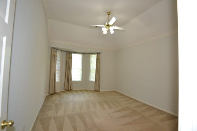 Building Photo - 15307 Amesbury Ln